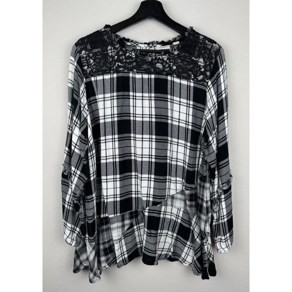 LOGO Lori Goldstein Lavish Top Womens Size 1X Black White Long Sleeve Plaid Lace
